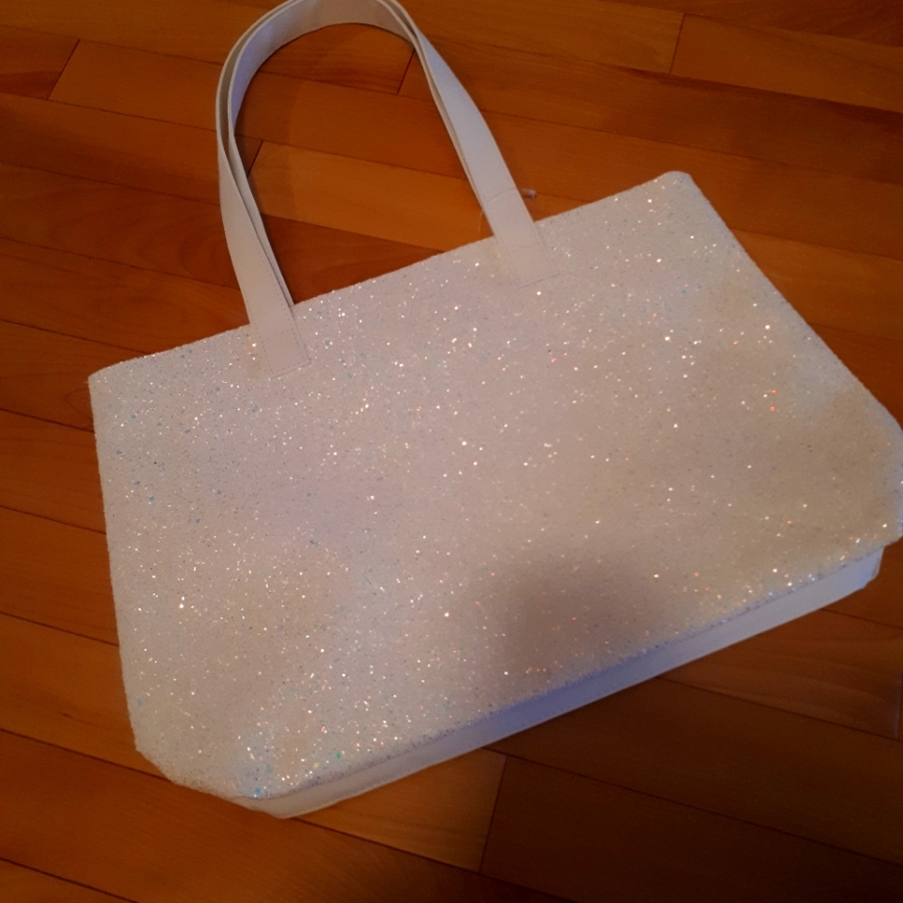 White Tote